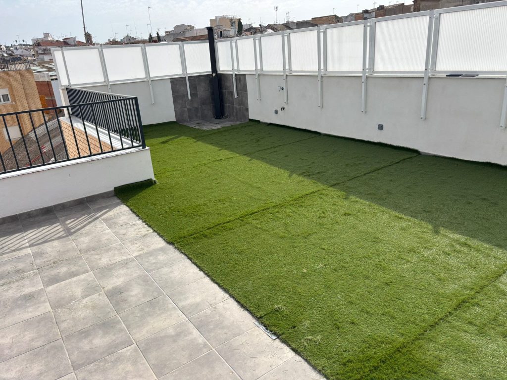 Instalación de pérgola bioclimática (1)